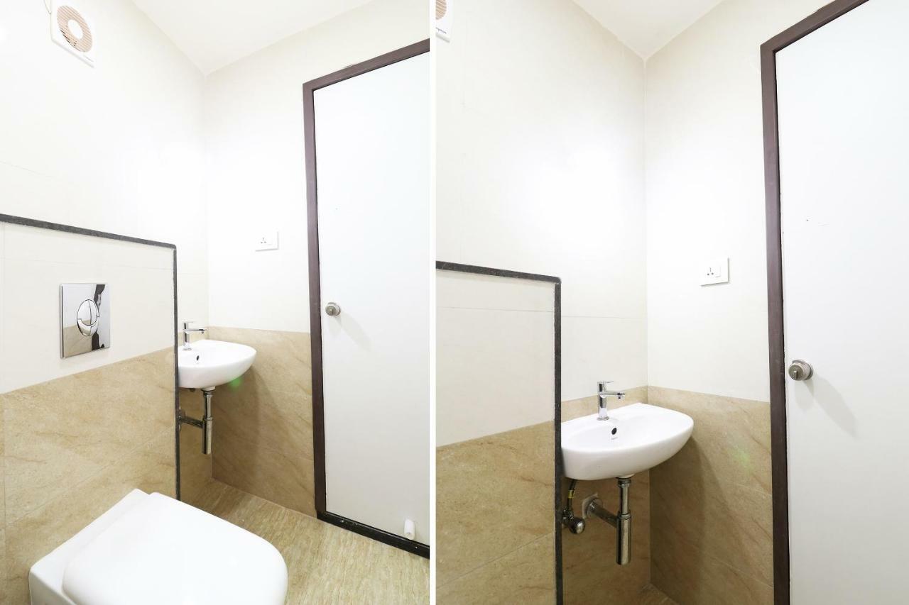 Oyo 37349 Sai Palace Hotell Chik Bānavar Eksteriør bilde